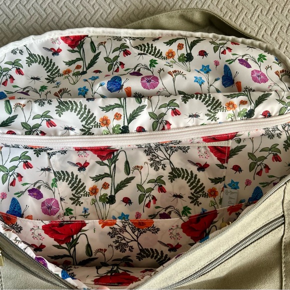 The Freckle Bag by the Poppy Brand- Sage Green - Picture 8 of 10